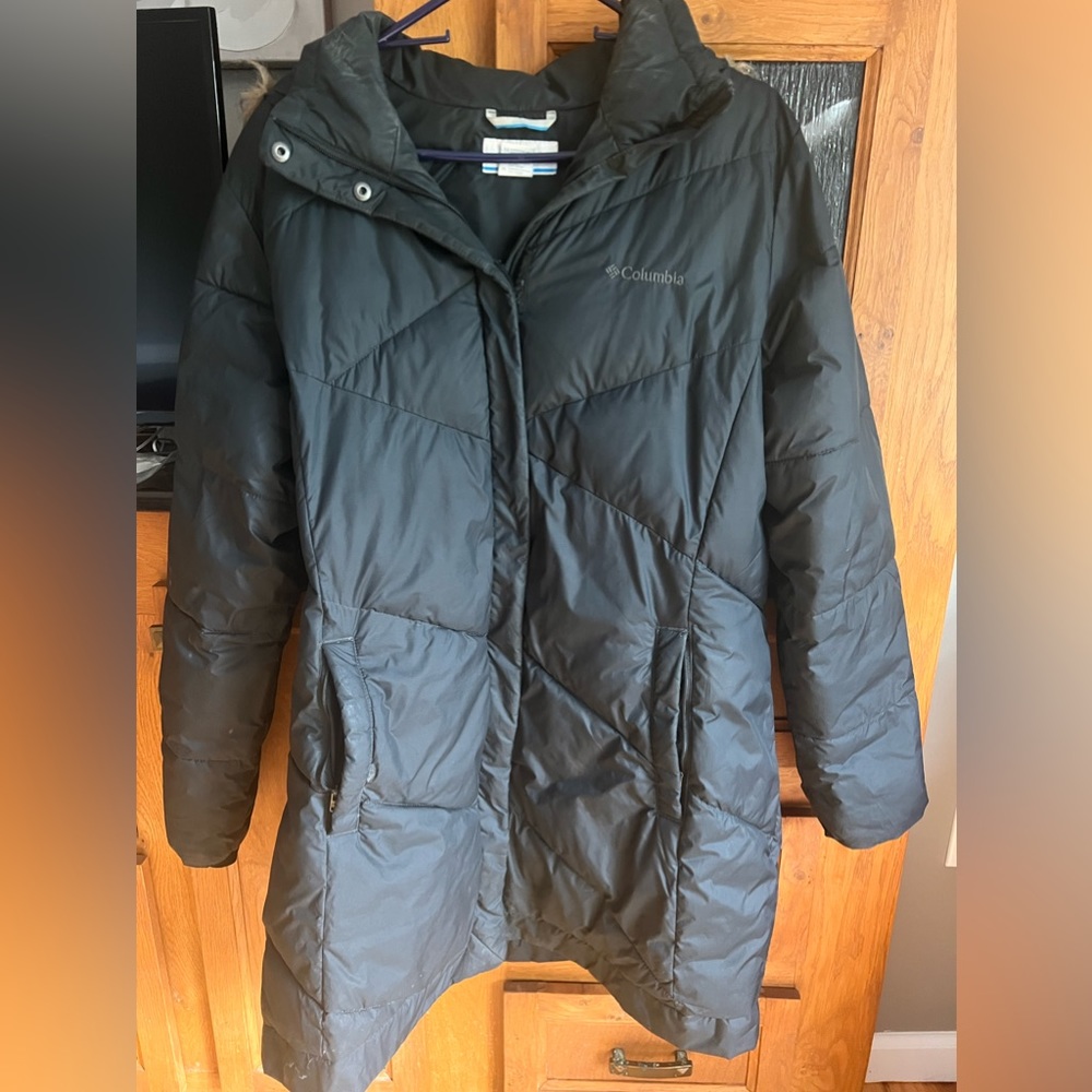 Columbia puffer jacket. Barely worn
